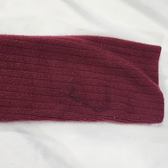 White House Black Market Long Sleeve Burgundy Blouse Shoulder Cut-Outs
Lot I - Picture 5 of 8